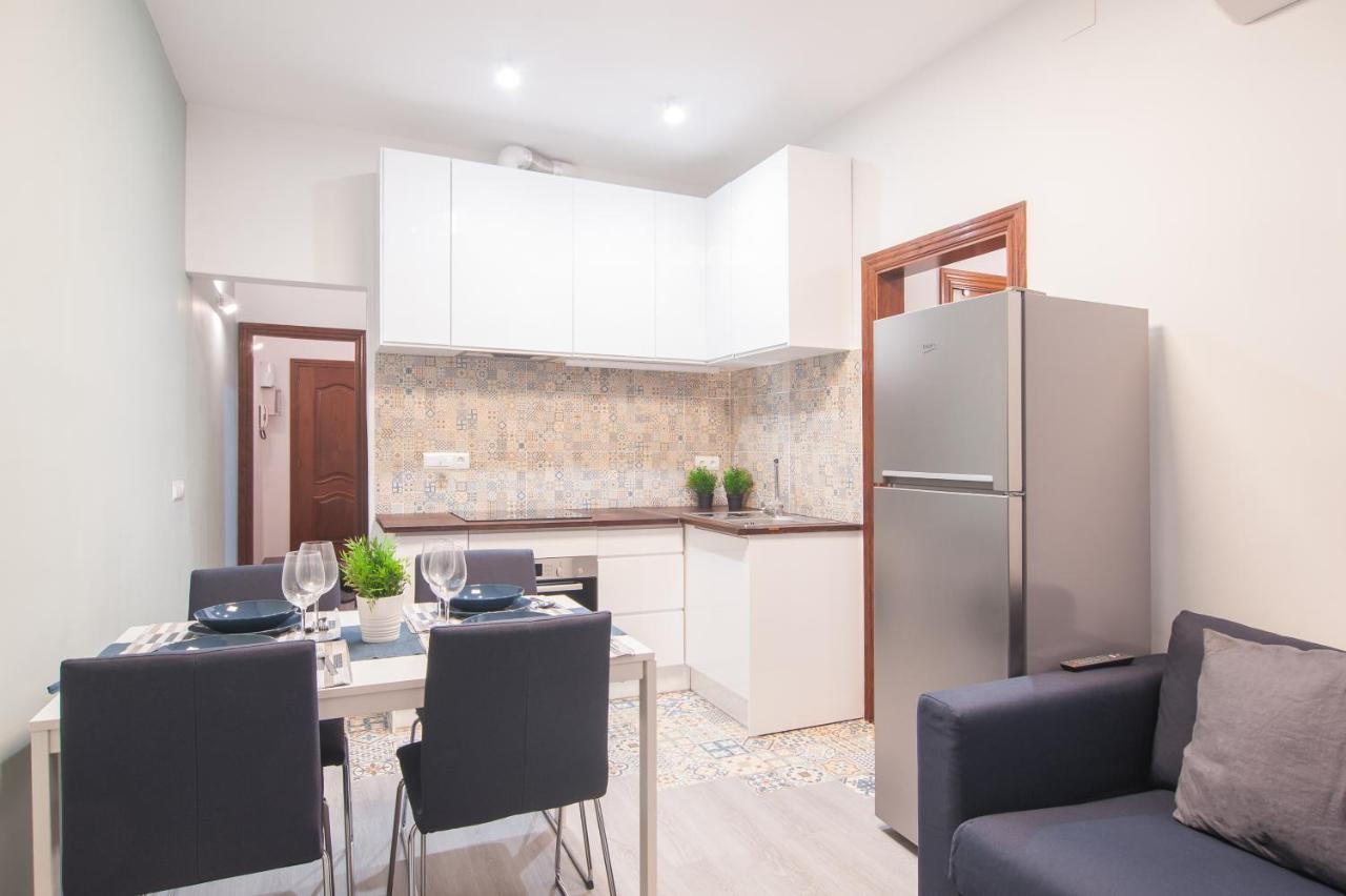 Db Nice Apartment Sagrada Familia Barcelona Luaran gambar
